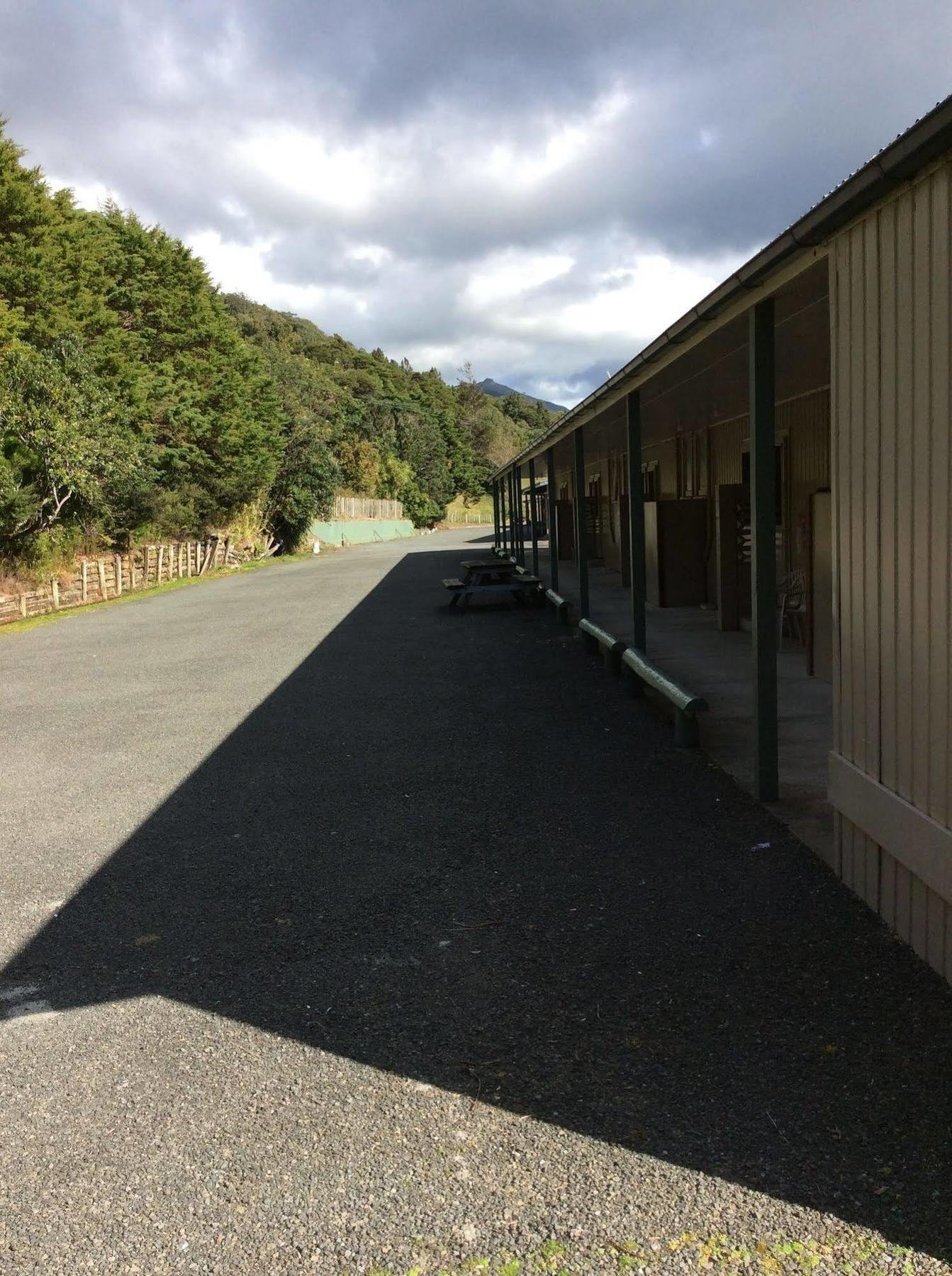Hicks Bay Lodge Bagian luar foto